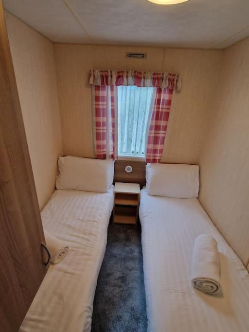 Homely 3 Bed Van @ Weymouth Bay Exterior foto